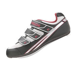 מבצע חיסול מלאי Pearl Izumi כביש דגם PI QUEST מידה 39 – שחור אפור אדום